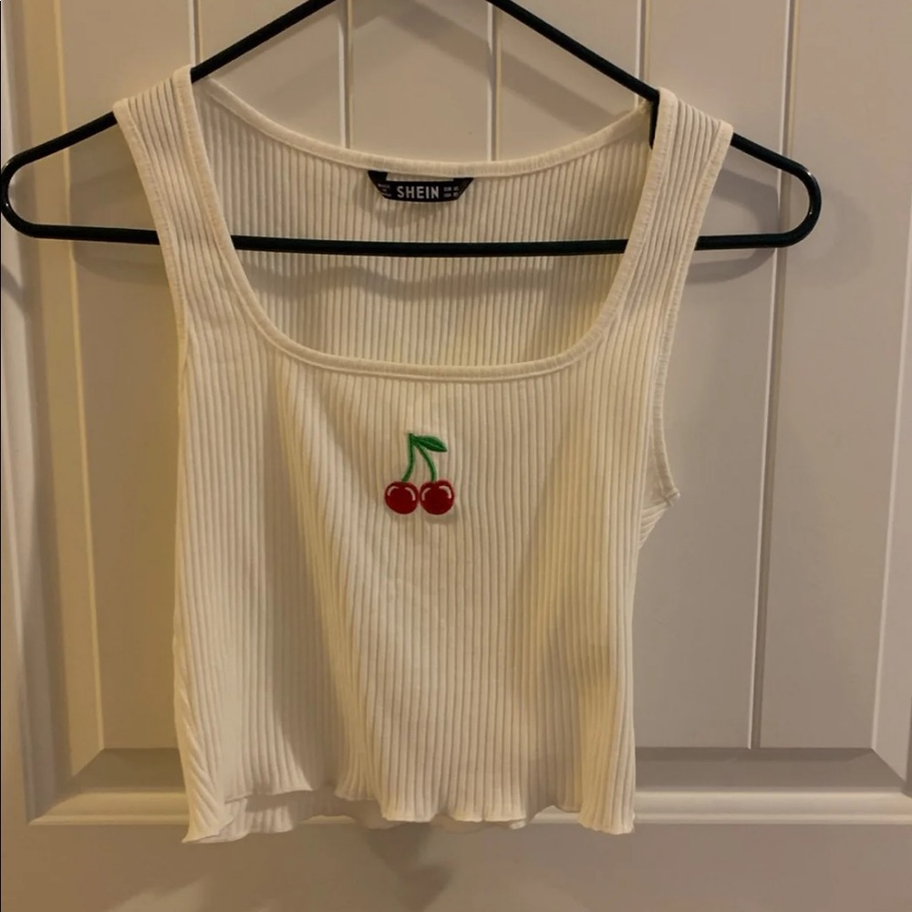 Cherry tanktop